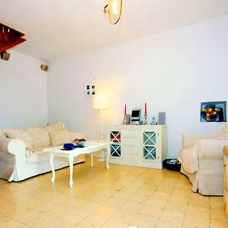 Holiday House Mir 3* Smokvica (Korcula)